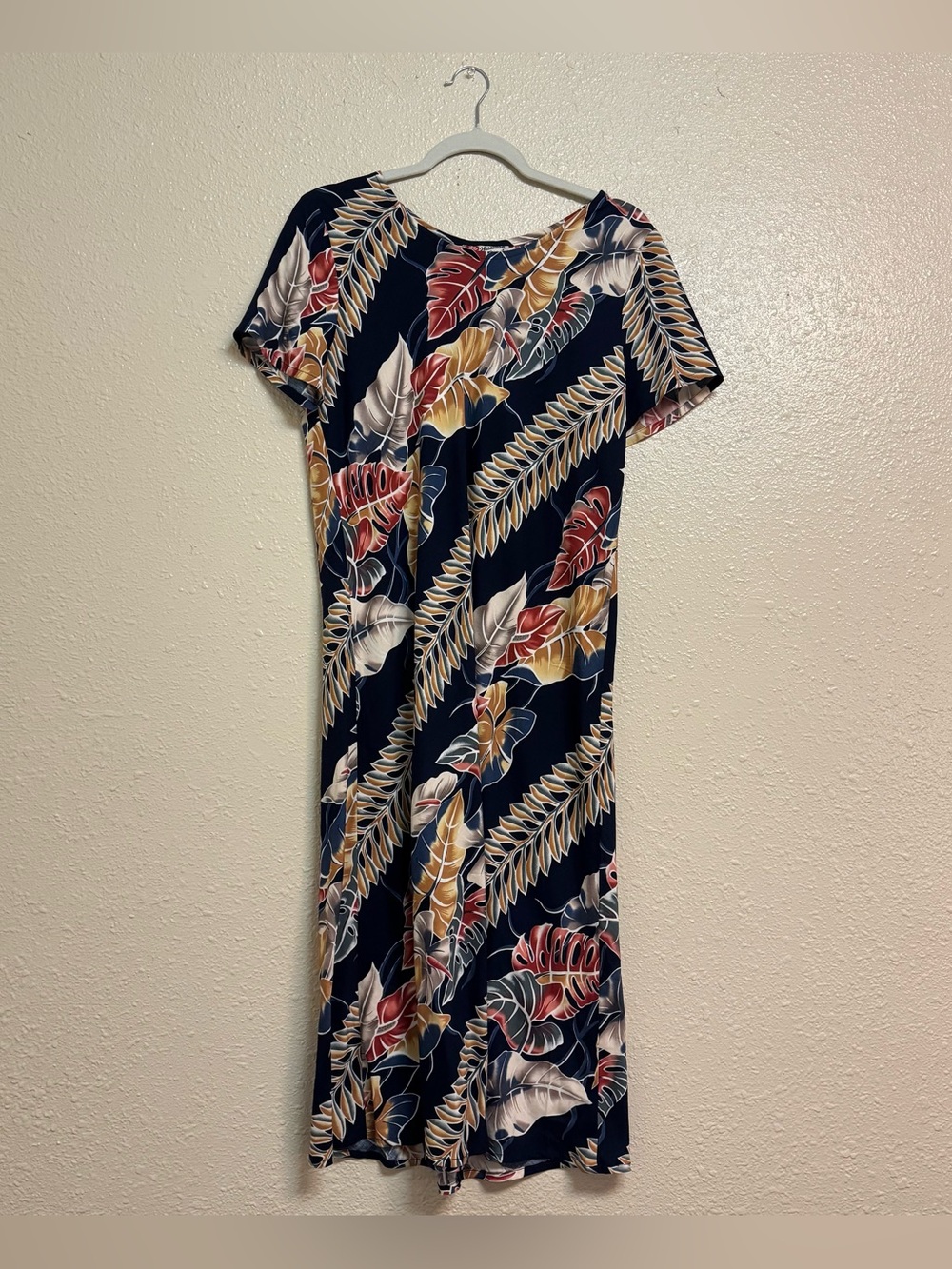 Hilo Hattie Vintage Hawaiian Tropical Fern Print Dress